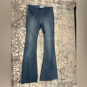 Free People bell bottoms, size 28. Perfect condition!